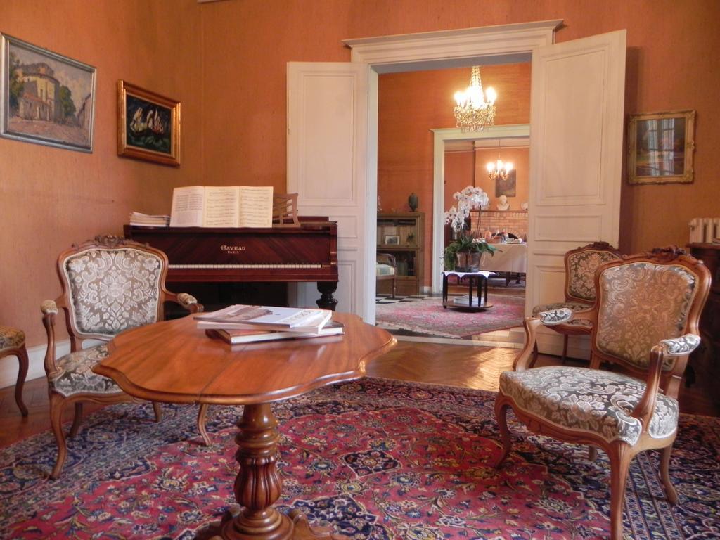 לינה וארוחת בוקר Pomérols Chateau Belles Graves מראה חיצוני תמונה